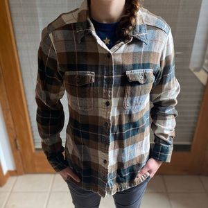 Women's Long-Sleeved Fjord Flannel Shirt